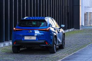 Lexus UX200 2019 года  (MY)